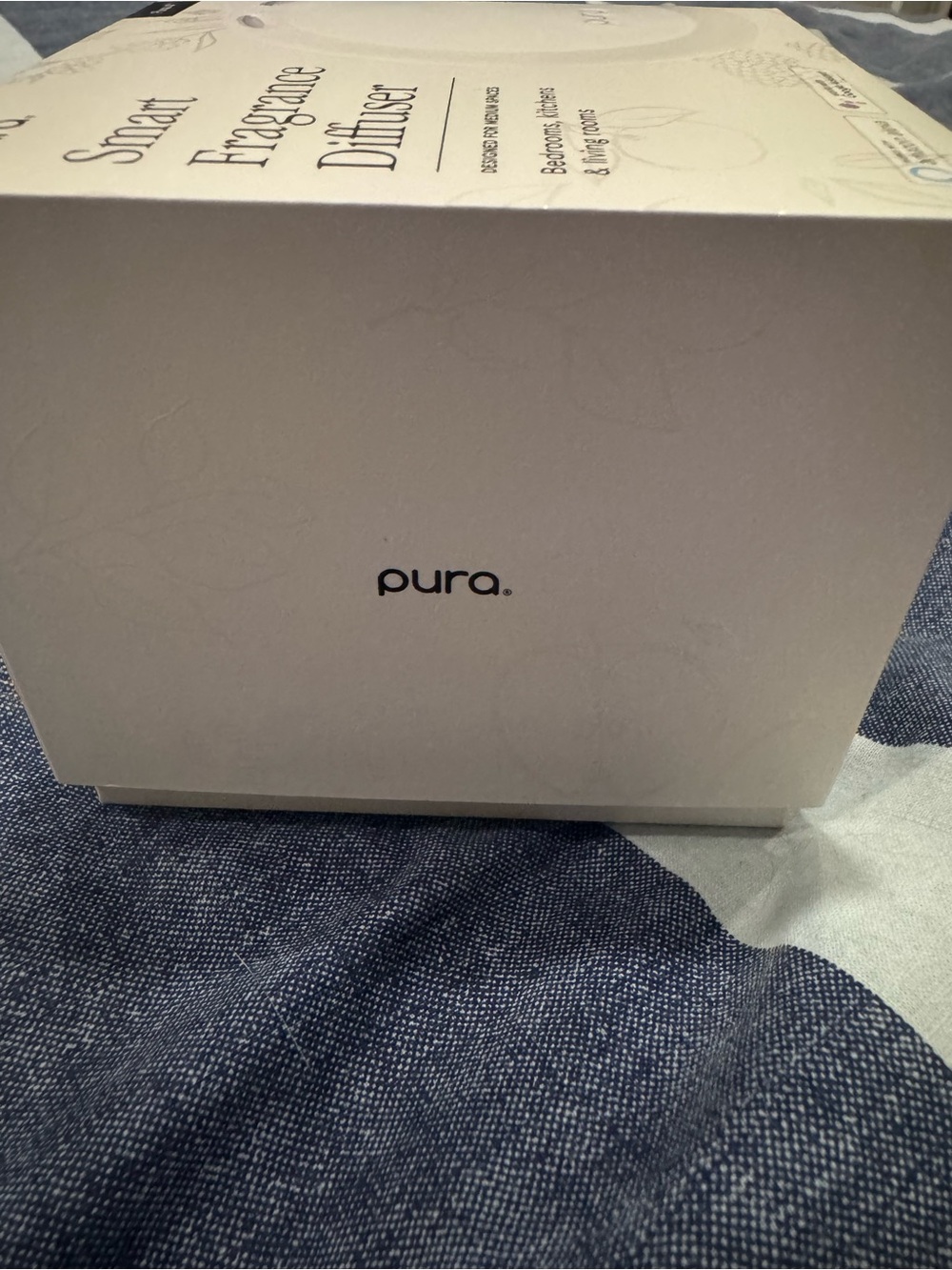 Pur Smart Fragrance Diffuser - White - Picture 3 of 5